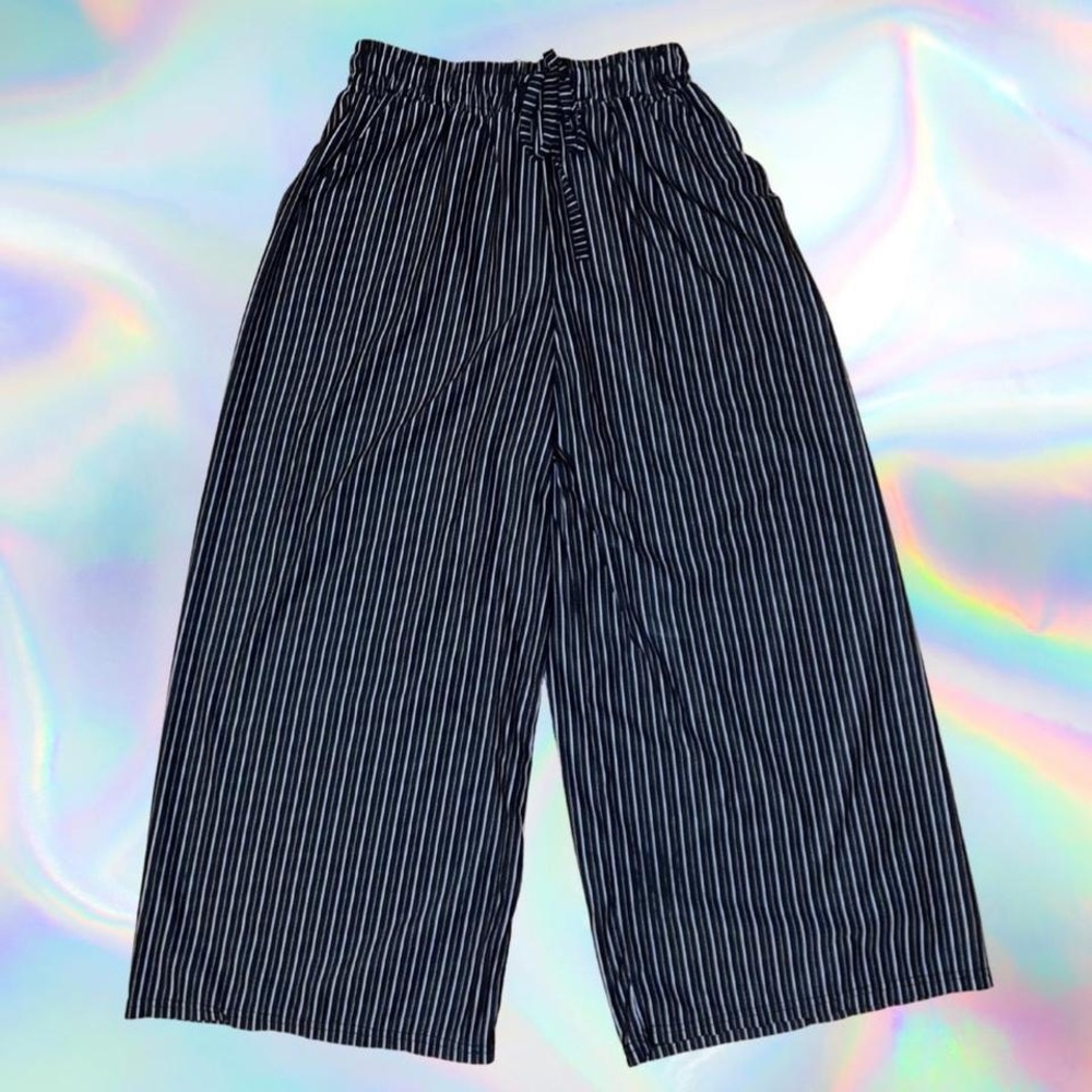 Wide Legged Elastic Waist Black Stripe Pants